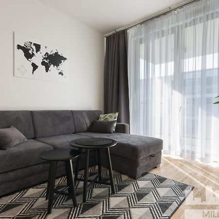 Millennium Union Lägenhet Warszawa Exteriör bild